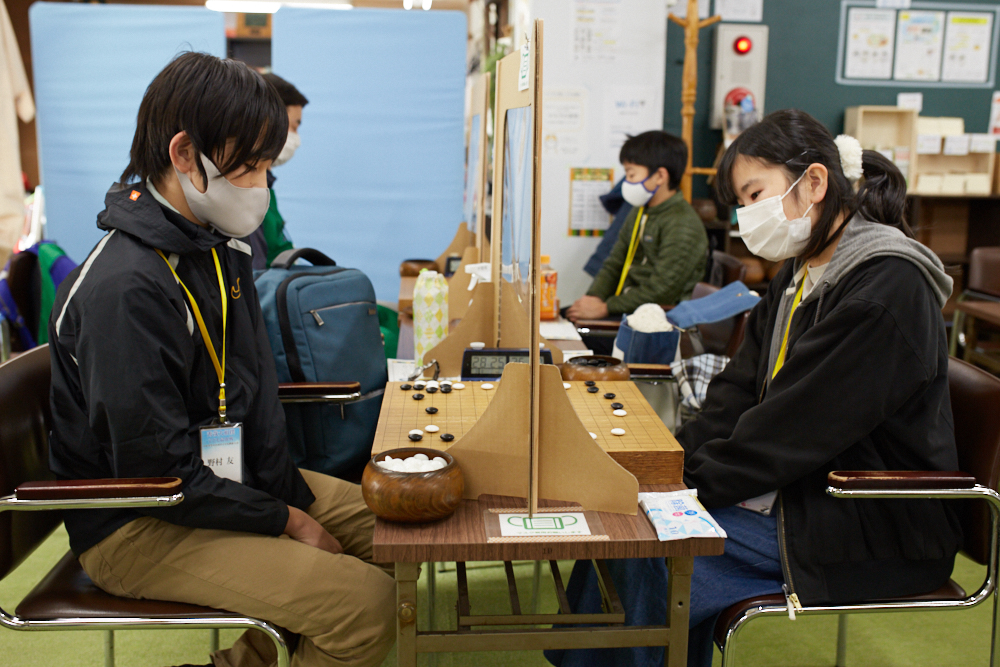 子ども囲碁大会の対局風景②